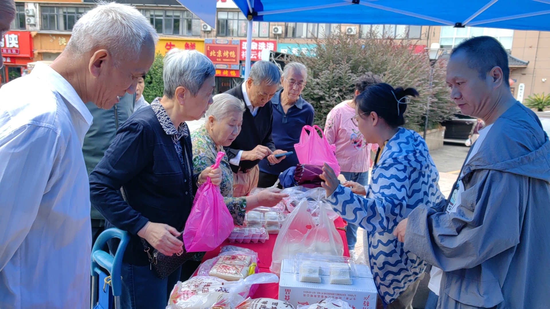 “寻味山水・遇见老号”—— 杭州老字号走进北景园中心广场